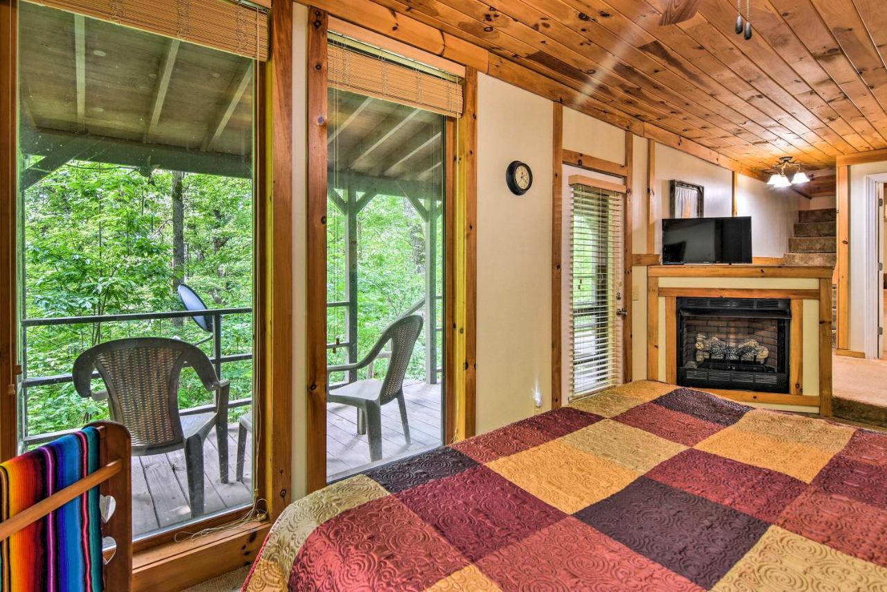 Robbinsville Cabin With Deck 3 Mi To Fontana Lake! 外观 照片
