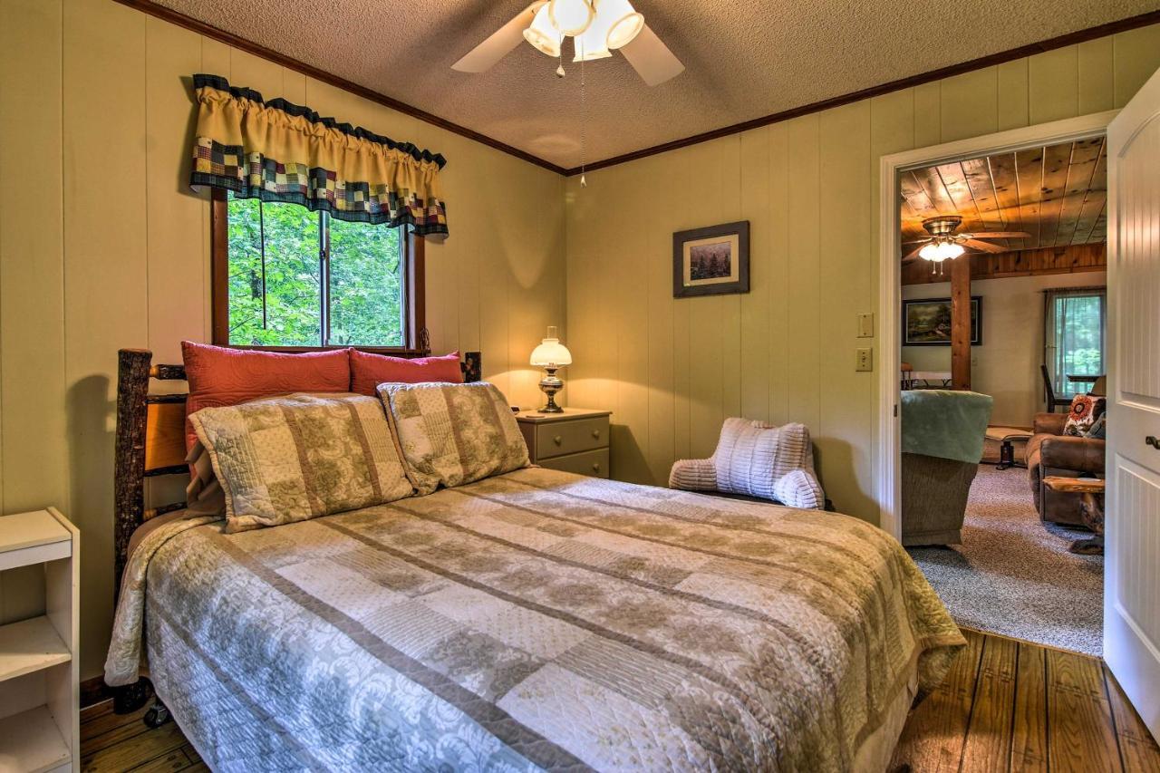 Robbinsville Cabin With Deck 3 Mi To Fontana Lake! 外观 照片